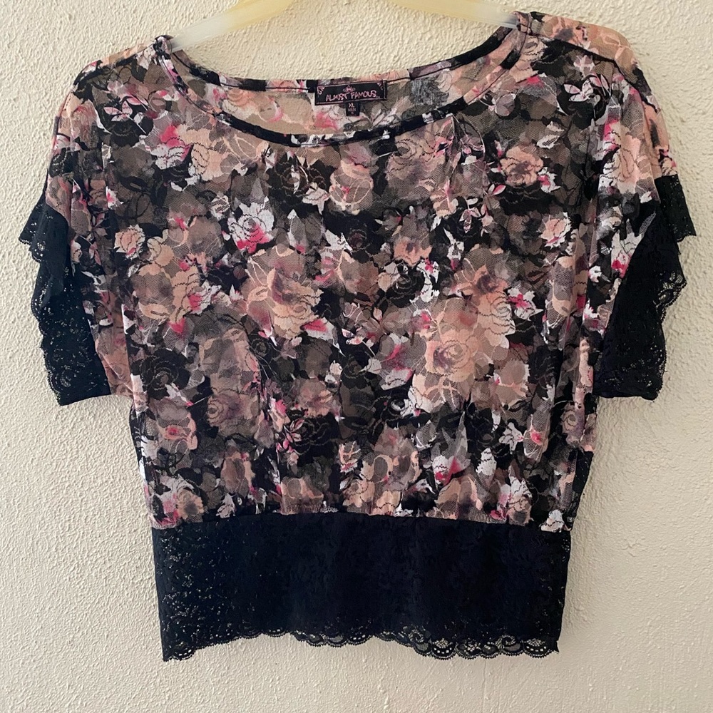 Almost Famous Lace Blouse XL